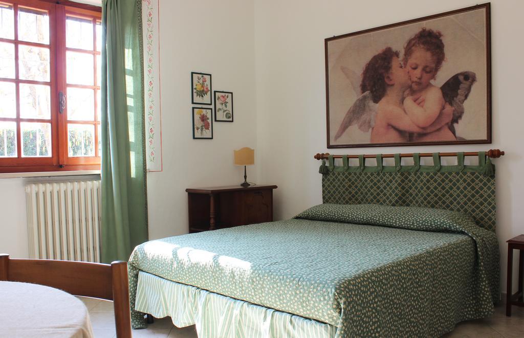 "Lilla" Bed and Breakfast Calci Rum bild